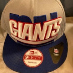 NY GIANTS Football Team Hat. Snapback